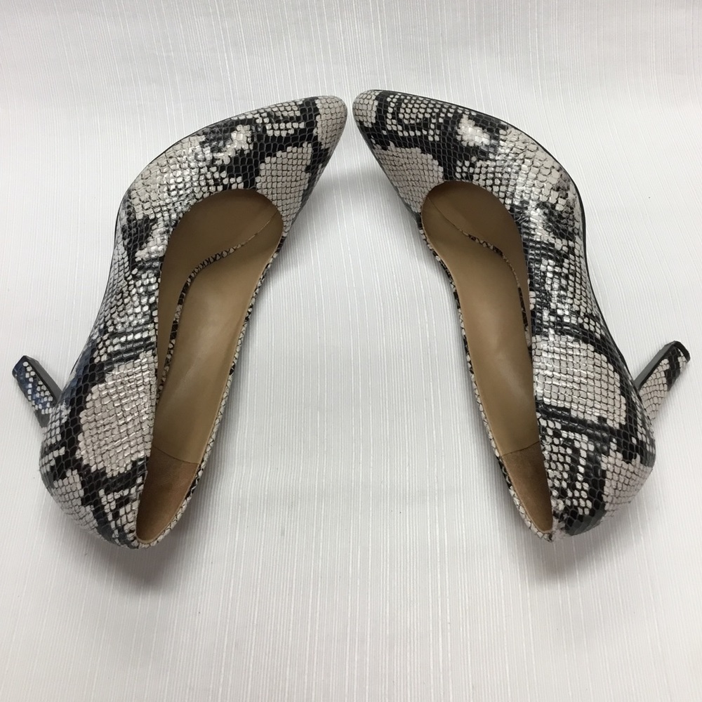 Naturalizer New Snake Design Heels - Picture 3 of 8